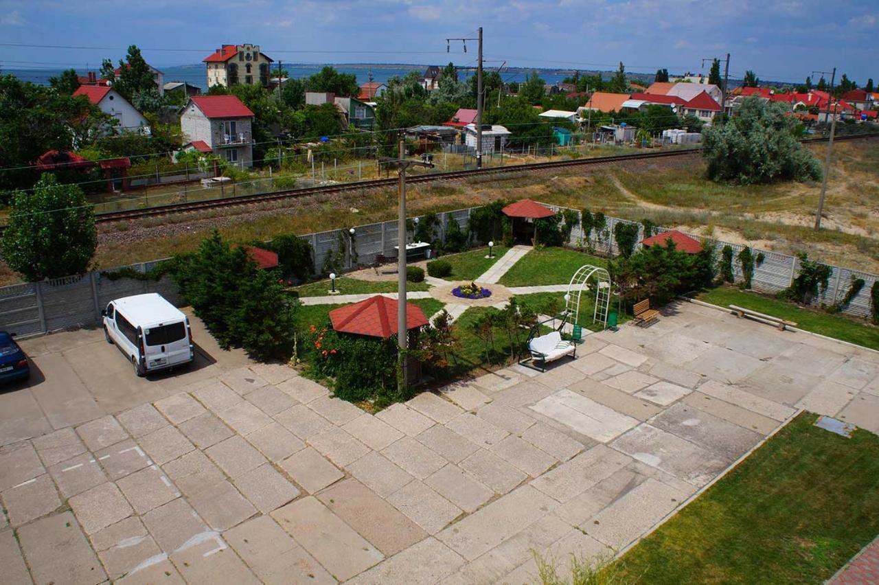 Радуга Курортная Гостиница 扎托卡 外观 照片